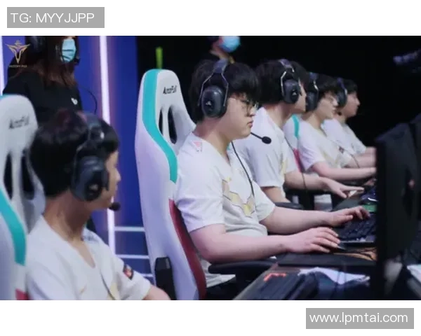 独家解析V5战队心理素质对比及其对比赛表现的影响分析